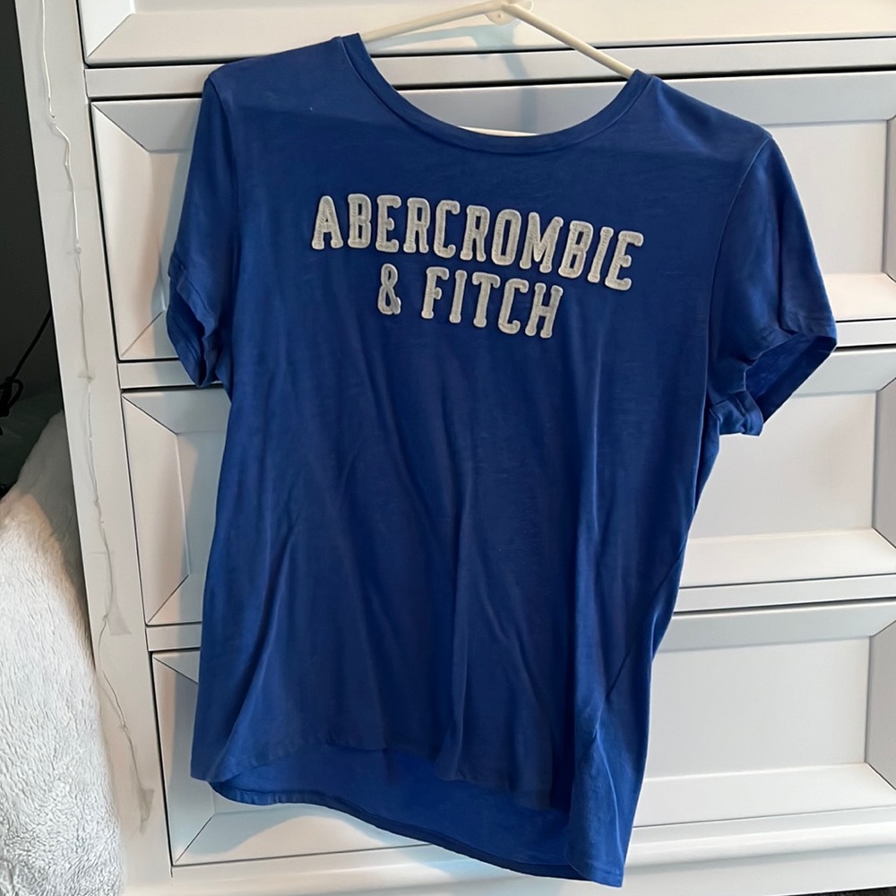 Blue abercrombie t-shirt